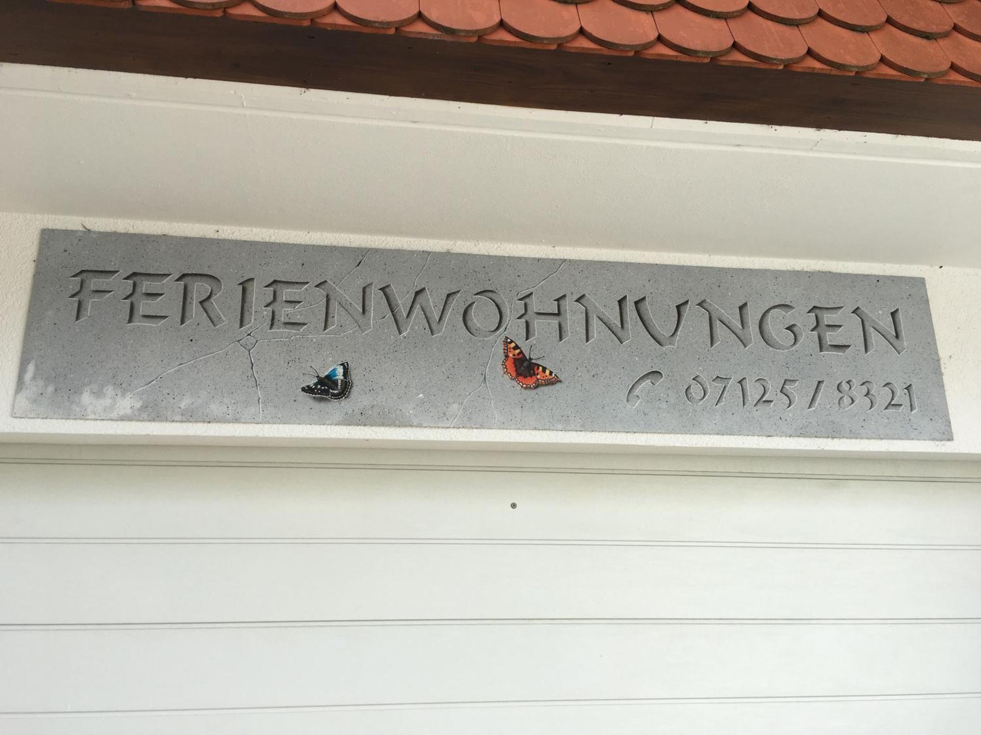 Haus Am Sonnenhuegel Apartment Bad Urach Exterior foto